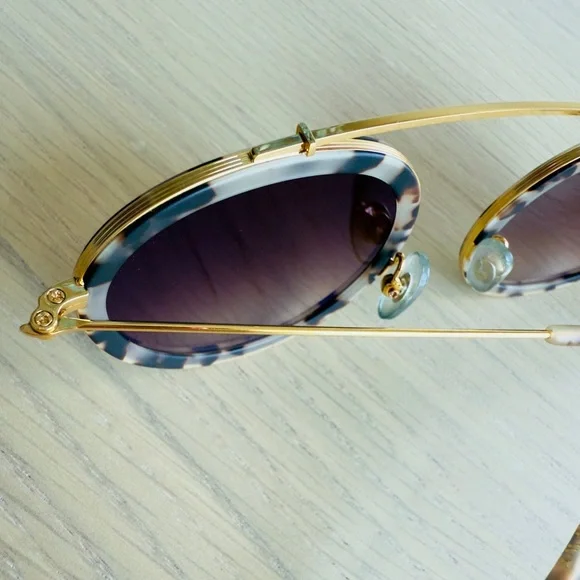 New KREWE Conti Matte Oyster 24K Sunglasses - Picture 13 of 15